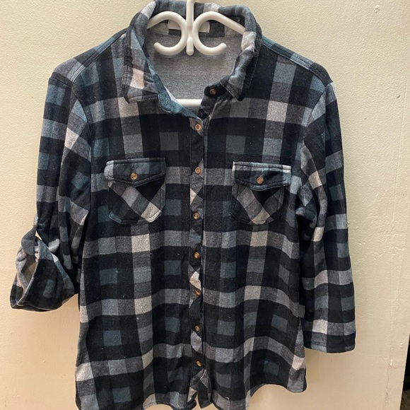 EDEN & OLIVIA PLAID LONG SLEEVE w BUTTONS - Picture 1 of 4